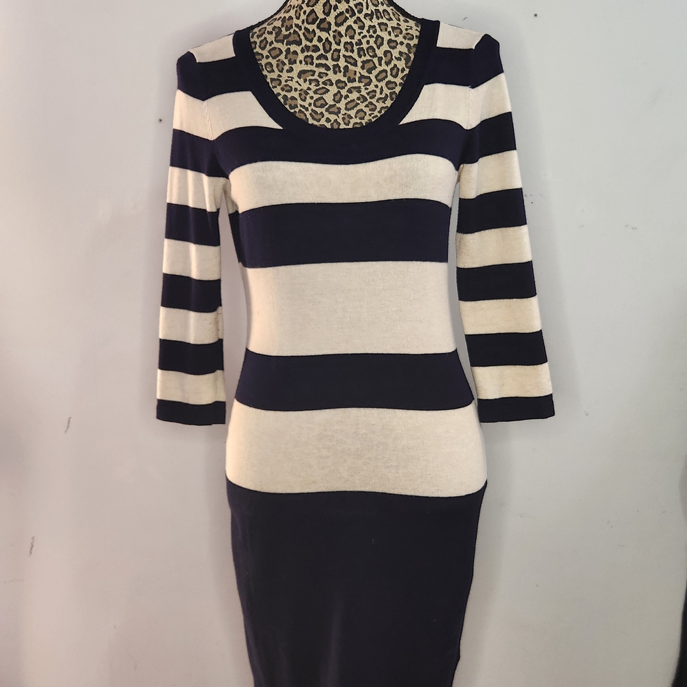 PINK ROSE Striped Scoop Neck Knit Dress in Navy and Cream